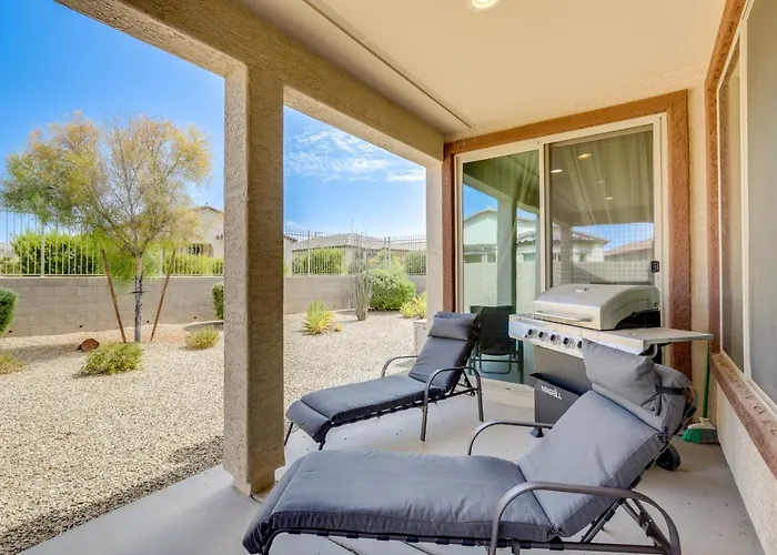 Pools + Perks! 55 + Escape Holiday home *